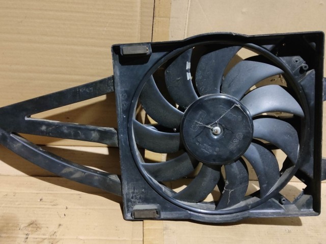 Fiat Panda II.  2003-2012 1,3 16v Diesel Hűtőventilátor kerettel 51829973 