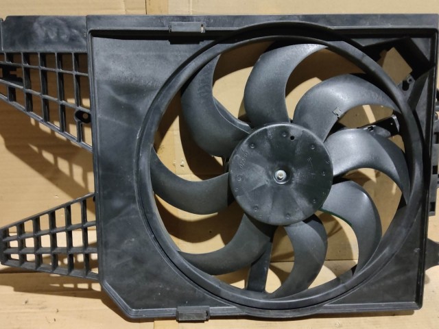 Abarth 500 hűtőventilátor kerettel 51819060