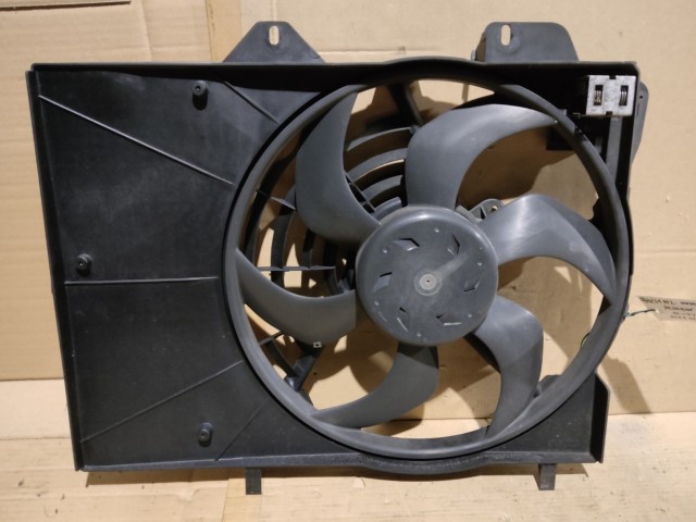 Citroen C3 Picasso  2009-2017 Hűtőventilátor Használt  