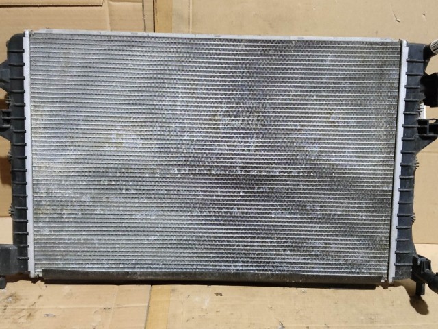 117776 Skoda Karoq 2018- 1,5 Tfsi kiegészítő vízhűtő 5Q0121251GF