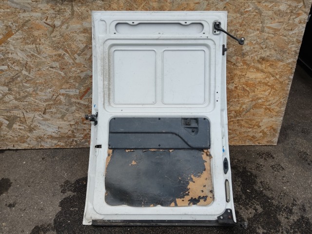 167135 Fiat Scudo 1995-2006 bal oldali toló ajtó, a képen látható sérüléssel