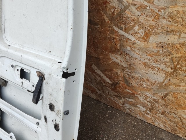 168398 Fiat Scudo 1995-2006 jobb hátsó raktérajtó, a képen látható sérüléssel
