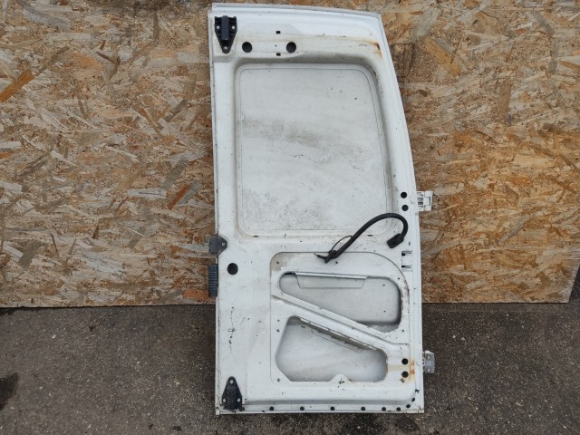 168400 Fiat Scudo 1995-2006 bal hátsó raktérajtó, a képen látható sérüléssel