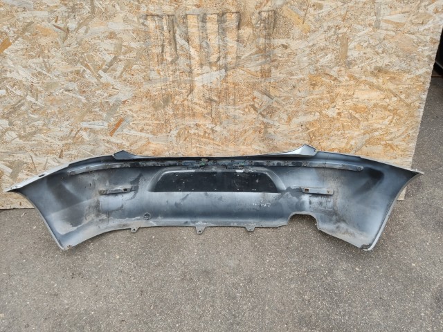 168441 Alfa Romeo 147 2000-2005 ezüst színű hátsó lökhárító 735257629