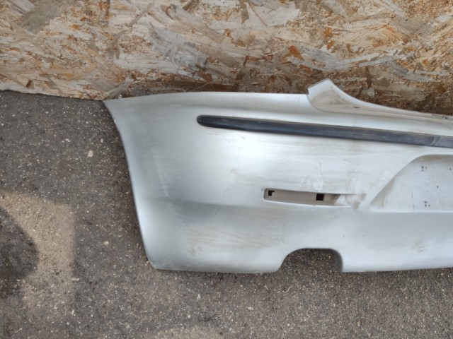 168445 Alfa Romeo 147 2000-2005 ezüst színű hátsó lökhárító 735257629