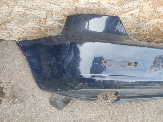 168453 Alfa Romeo 159 hátsó lökhárító 2 kipufogós, nem parkszenzor helyes, alsó rögzítőpont sérült