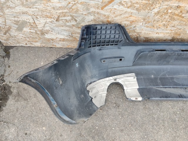 168454 Alfa Romeo 159 2005-2011 hátsó lökhárító 2 kipufogós, nem parkszenzor helyes, alsó rögzítőpont sérült