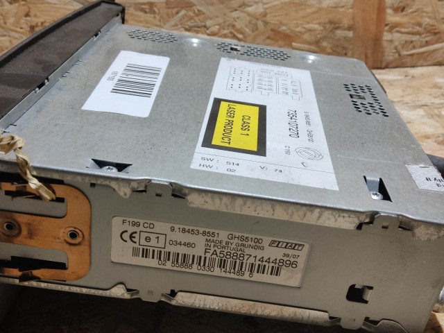 180469 Fiat Grande Punto 2005-2009 Grundig Cd-s rádió. Kód nincs hozzá!!!!!!