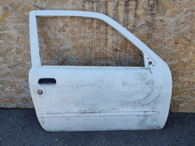 168531 Fiat Seicento 1998-2010 fehér színű, jobb oldali ajtó a képen látható sérüléssel