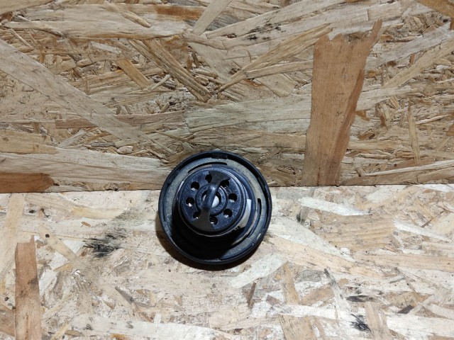 Alfa Romeo, Fiat, Lancia Diesel nem zárbetétes tanksapka 60671657