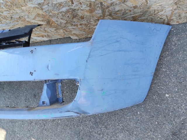 168575 Alfa Romeo 159 első lökhárító, alap kivitel ( nem mosós, nem Pdc-s) a képen látható sérüléssel