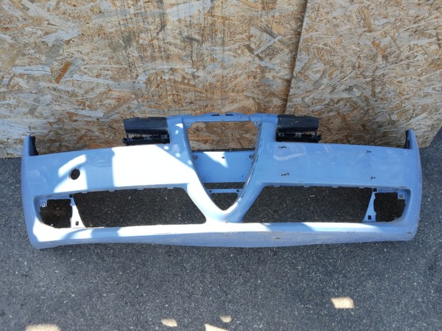 168576 Alfa Romeo 159 első lökhárító, alap kivitel ( nem mosós, nem Pdc-s) a képen látható sérüléssel