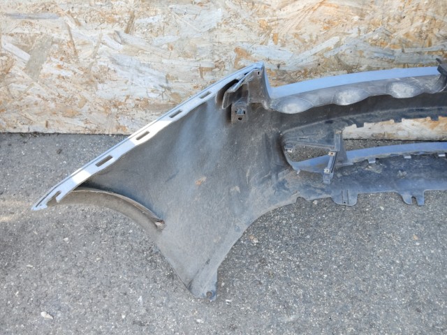 168577 Alfa Romeo 159 első lökhárító, alap kivitel ( nem mosós, nem Pdc-s) a képen látható sérüléssel