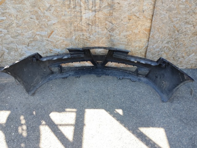 153792 Alfa Romeo 159 fényszórómosó helyes első lökhárító, a képen látható sérüléssel