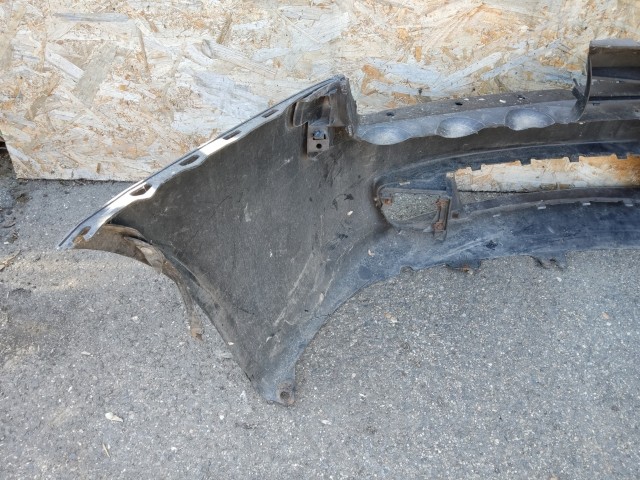 153792 Alfa Romeo 159 fényszórómosó helyes első lökhárító, a képen látható sérüléssel