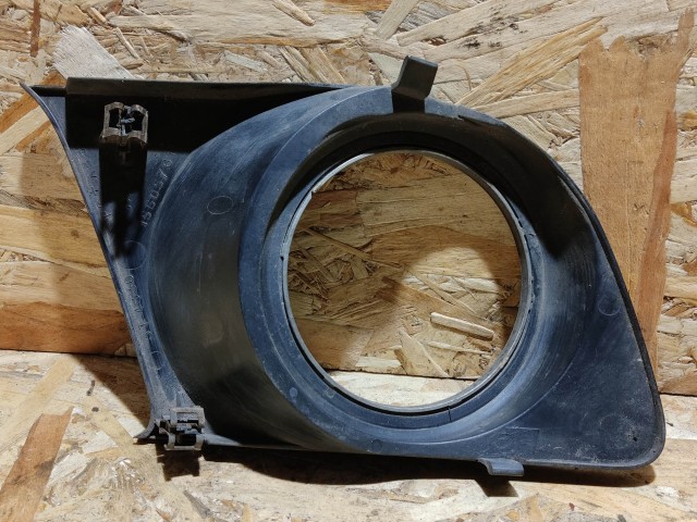 167219 Alfa Romeo 159 2005-2011 bal ködlámpa keret 156057615