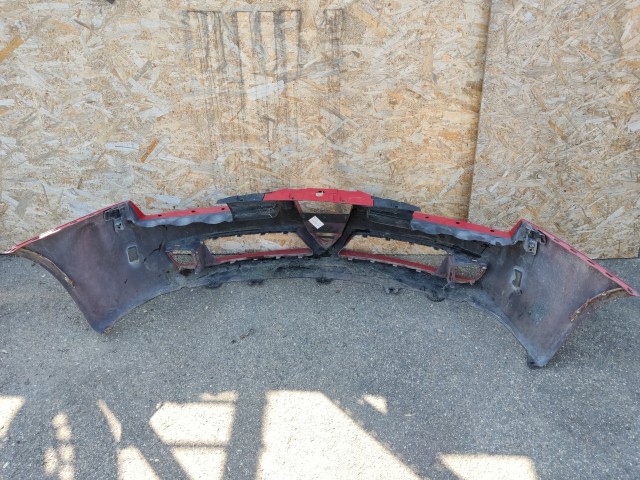 168645 Alfa Romeo 159 fényszórómosó helyes első lökhárító, a képen látható sérüléssel