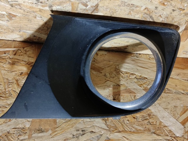 167216 Alfa Romeo 159 2005-2011 bal ködlámpa keret 156057615