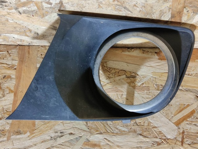 167219 Alfa Romeo 159 2005-2011 bal ködlámpa keret 156057615