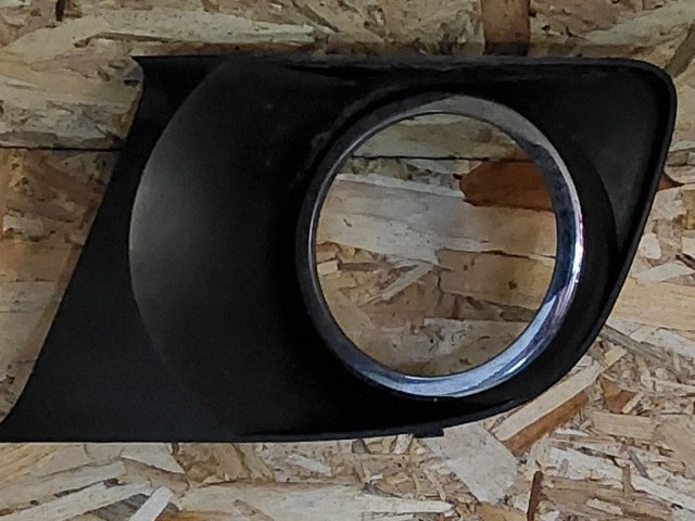 168139 Alfa Romeo 159 2005-2011 bal ködlámpa keret 156057615