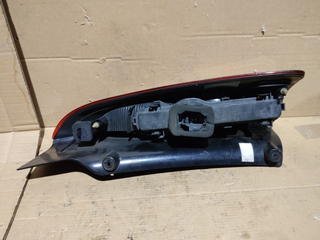 163357 Renault Espace 2002-2006 Bal hátsó Lámpa 8200027153