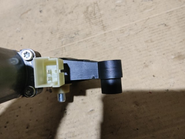 Skoda Karoq 2018- Bal első  ablakemelő motor 5Q0.959.801B