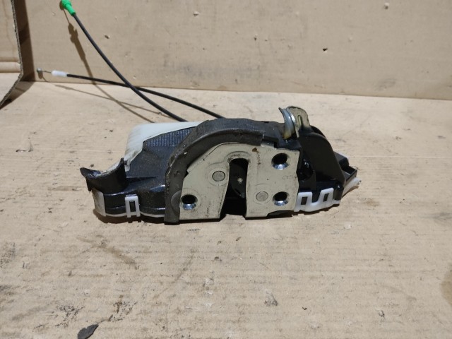 Toyota Yaris 2006-2011 jobb első ajtó zár