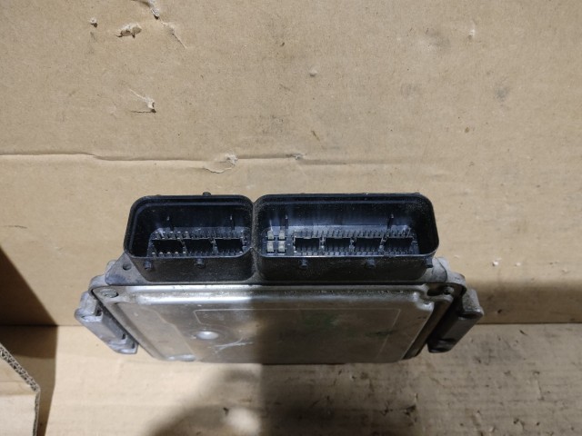 Alfa Romeo 166 2003-2007 2,4 20v Diesel 180 Le Motorvezérlő  60673131 , 0281012886 