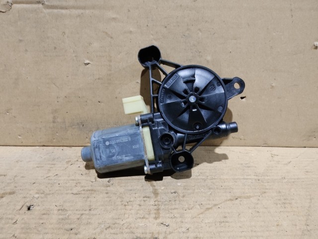 Skoda Karoq 2018 Jobb első  ablakemelő motor 5Q0.959.802B