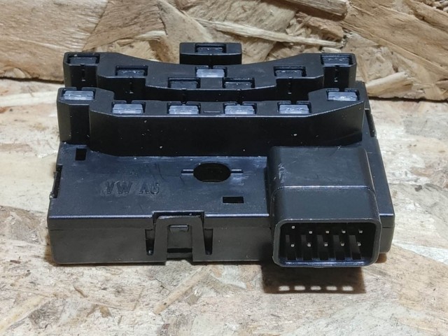 Volkswagen Tiguan 2008-2011 kormányszög helyzet érzékelő elektronika 1k0959654