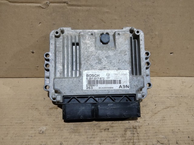 Fiat Doblo III.  2009-2015 1,6 16v Diesel Motorvezérlő 0281017872 , 51899613