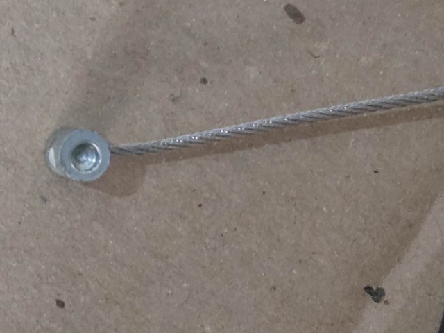 Fiat Punto Evo bal hátsó külső kilincs-zár közötti bowden