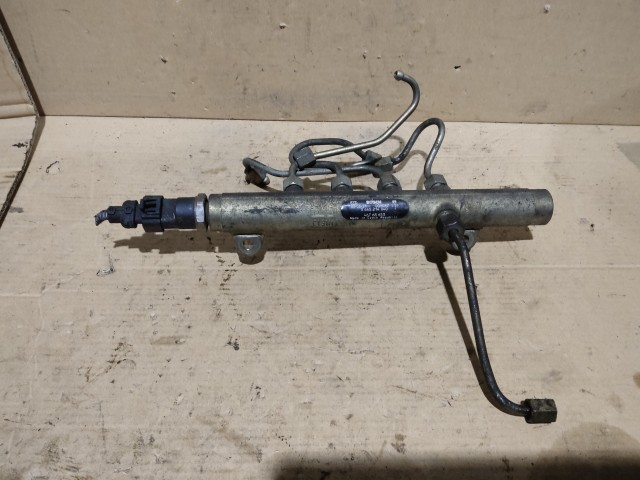 Alfa Romeo 147, 156, Gt, Fiat Stilo 1,9 16v Diesel rail cső 0445214040 , 46768653