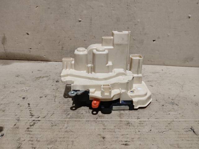 Fiat Panda III. 2012-2024 bal első ajtózár 52142497