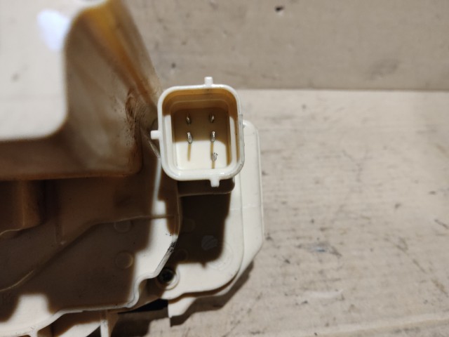 Fiat Panda III. 2012-2024 bal első ajtózár 52142497