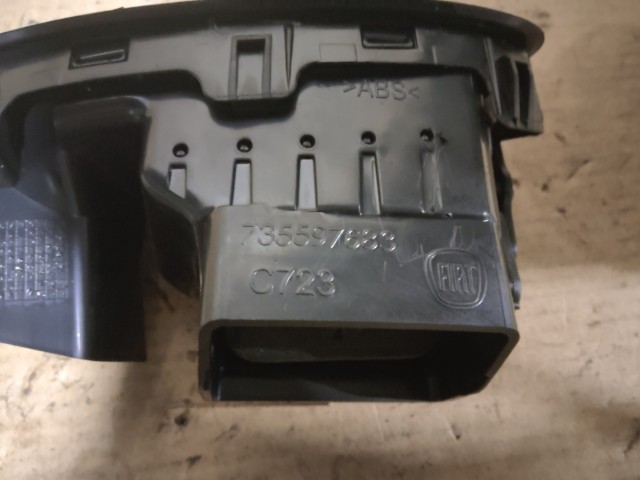 Fiat Panda III. 2012- 2012 Levegő beömlő Használt