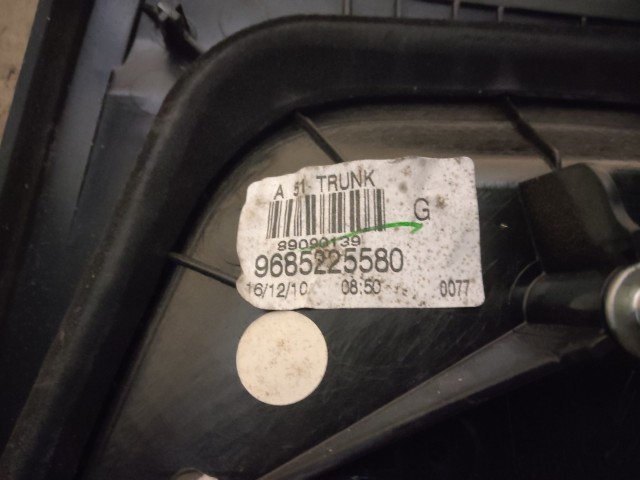 173056 Citroen C3 2010-2013 bal hátsó belső lámpa 9685225580