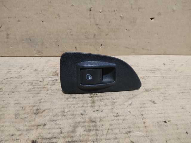 Fiat Bravo 2007-2014 2007-2014 Ablakemelő kapcsoló  Használt bal hátsó