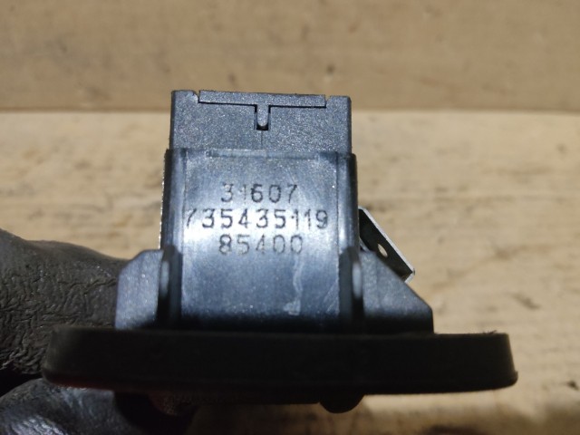 Fiat Bravo 2007-2014 2007-2014 Ablakemelő kapcsoló  Használt bal hátsó