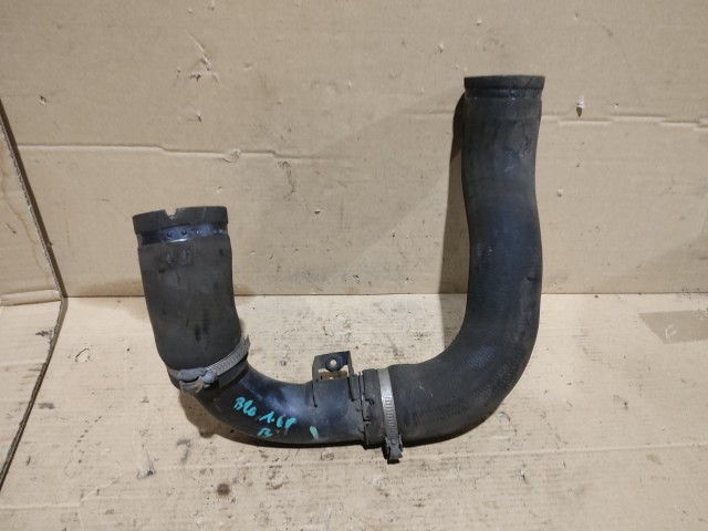 Fiat Bravo, Lancia Delta levegőcső, turbóból az intercollerba 51808400