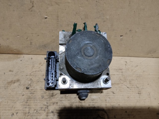 Opel Corsa C 2000-2006 Bosch Abs  0265231306 , 24469609