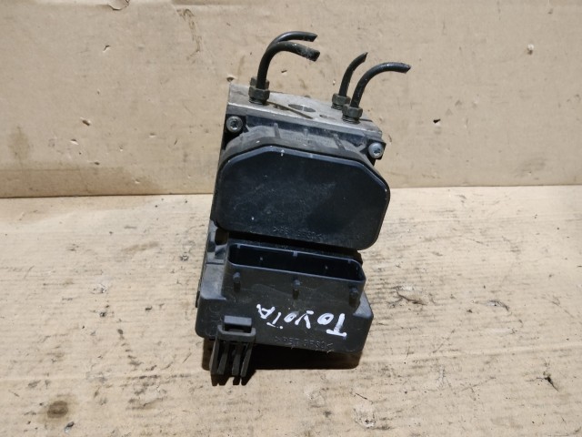 Toyota Yaris 1999-2005 Abs  Bosch 44510-0D011 , 0265216904