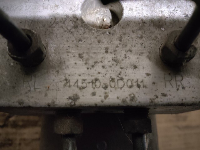 Toyota Yaris 1999-2005 Abs  Bosch 44510-0D011 , 0265216904