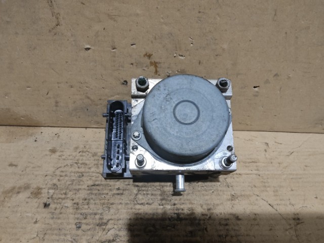 Renault Clio III. 2007-2014 Abs  Bosch 0265232077 , 8200747140