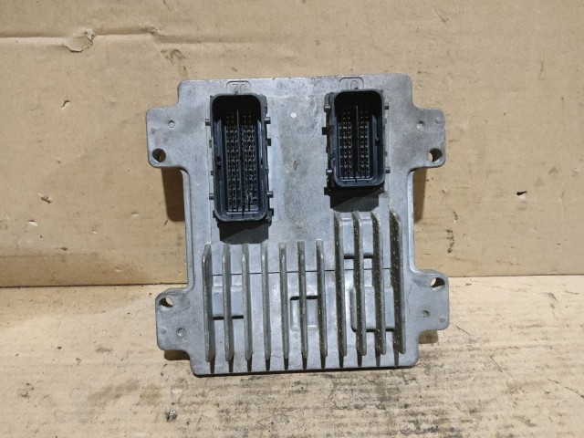 Opel Corsa D 2009-2014 1,2 benzin Motorvezérlő  86AAPL5701380231  , 55576685
