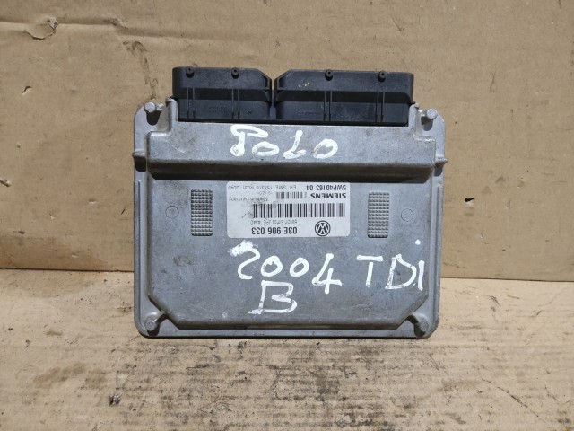 Volkswagen Polo 2002-2009 1,2 benzin Motorvezérlő  Siemens 5WP4016304 , 03E906033