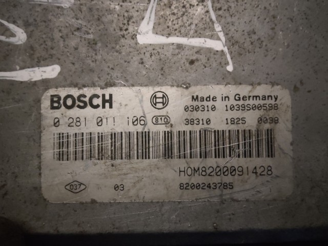 Renault Master II. , Opel Movano A, Nissan Interstar 2,2 Diesel motorvezérlő  Bosch 0281011106 , HOM8200091428