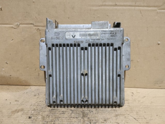 Renault Clio 1998-2009 1,2 benzin  Motorvezérlő 7700111151