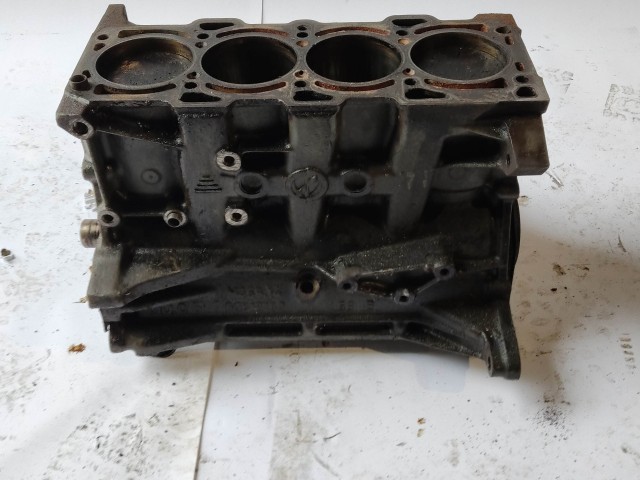 170112 Alfa Romeo 147 2000-2010 1,6 16v 105 Le benzin motor, motoralkatrészek AR37203