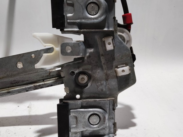 Ford Fiesta 2008-2017 jobb hátsó manuális ablakemelő 8a61a27000/01